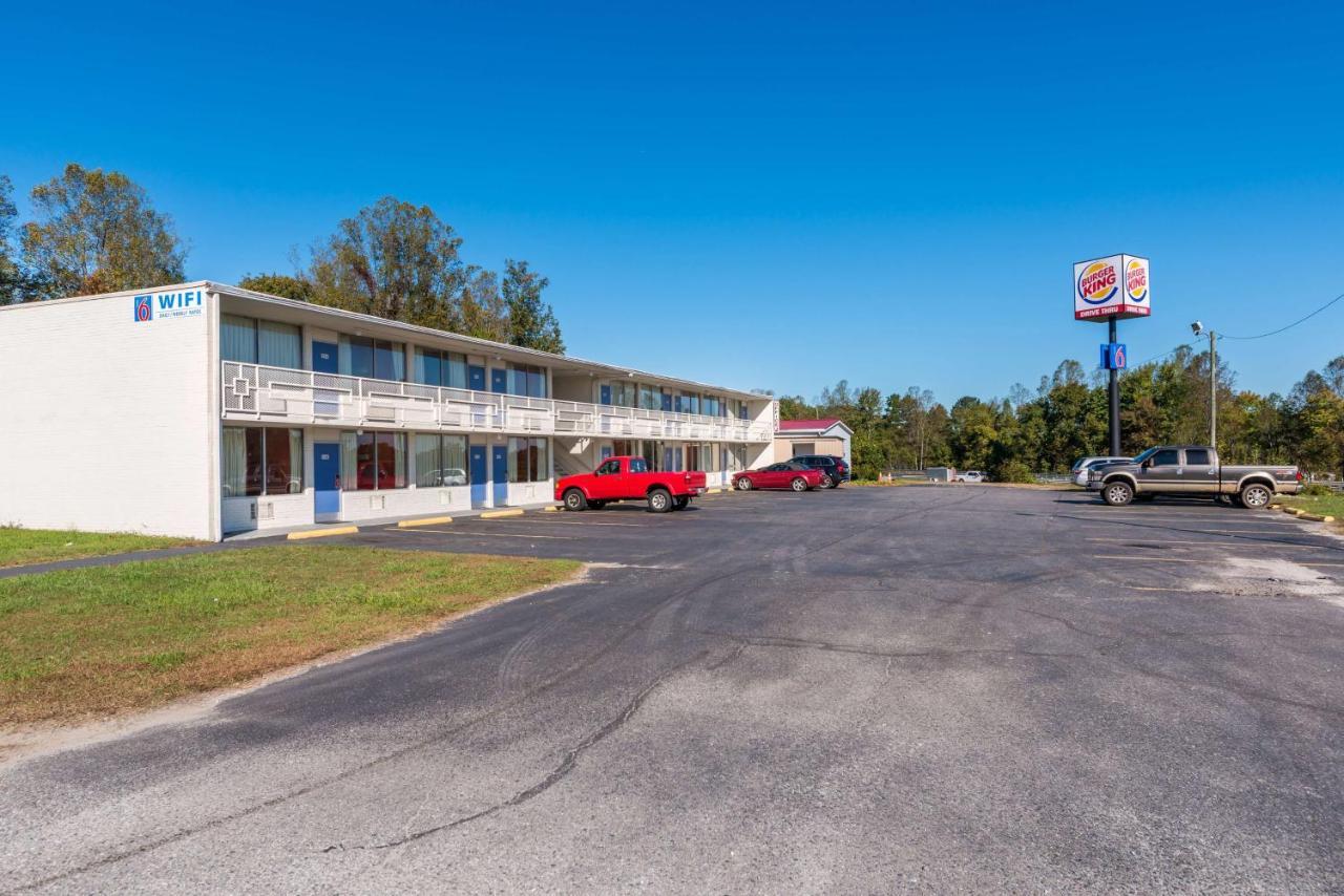 Hotel 6-connellys Springs, Nc Hickory